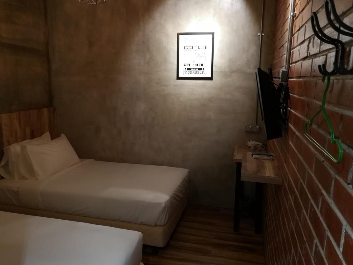 The Rise Room Kuala Terengganu Kültér fotó A room at the hotel
